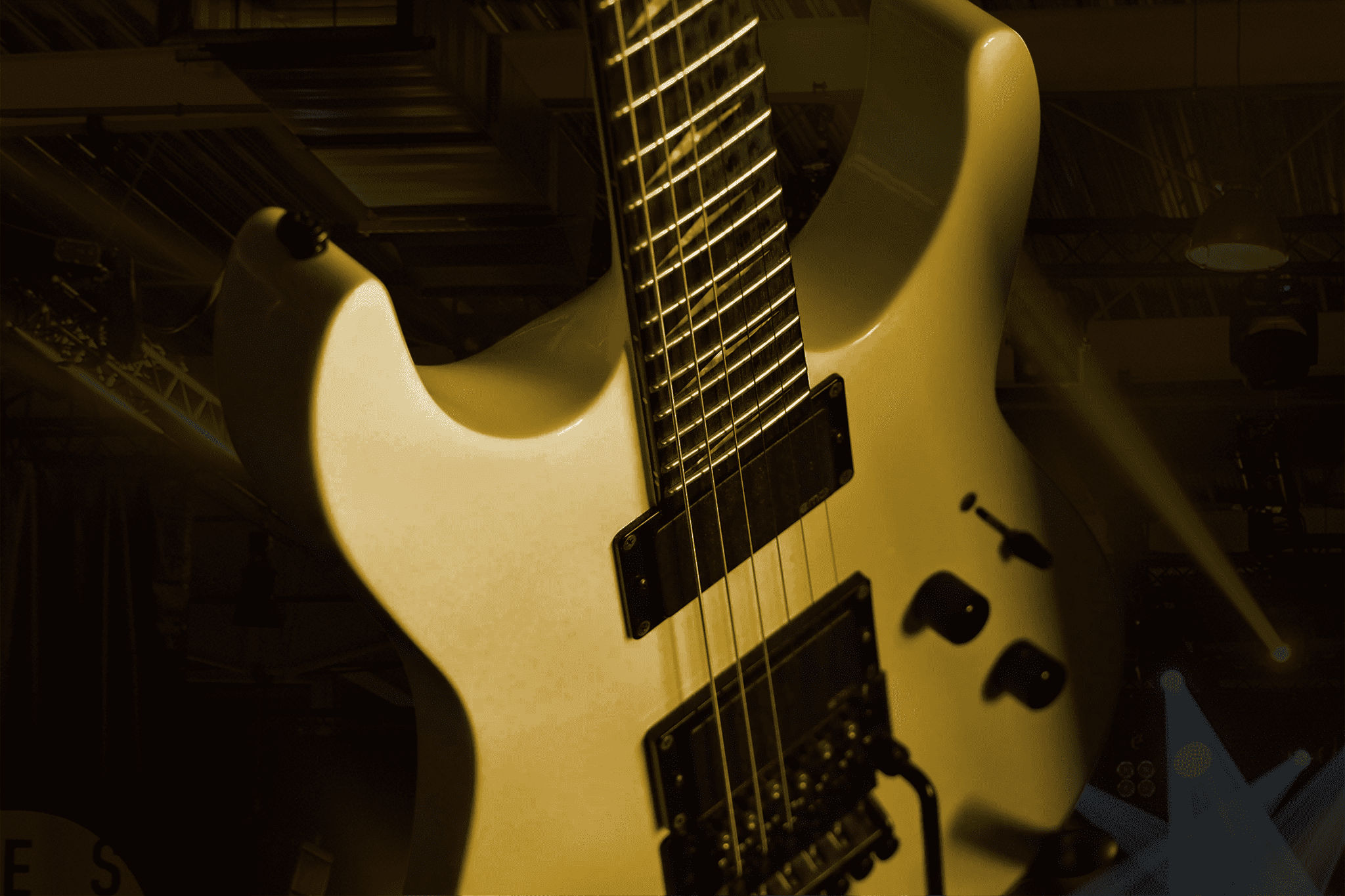 Electric guitar